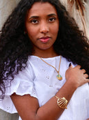 Pulseira Concha Vazada 69mm Banhada a Ouro e Verniz Italiano