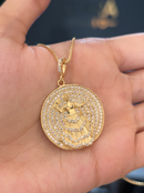 Kit Pingente Mandala Média Oxum Banhada a Ouro 18k e Cravejada C/ Micro Zircônias Cristal+ Corrente Veneziana (1 mm) 45/50 cm