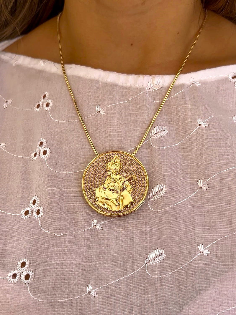 Kit Pingente Mandala Grande Nanã Banhada a Ouro 18K e Cravejada C/ Micro Zircônias Lilás + Corrente Veneziana 60cm