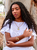 Pulseira Concha Vazada 69mm Banhada a Ouro e Verniz Italiano