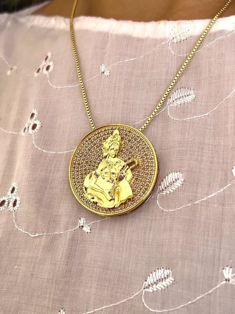 Kit Pingente Mandala Grande Nanã Banhada a Ouro 18K e Cravejada C/ Micro Zircônias Lilás + Corrente Veneziana 60cm