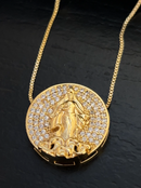 Kit Pingente Mini Mandala Iemanjá Banhada a Ouro 18k e Cravejada C/ Micro Zircônias + Corrente Veneziana (1 mm) 40cm
