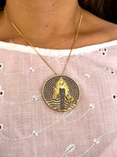 Kit Pingente Mandala Grande Iemanjá Banhada A Ouro 18k e Cravejada Com Micro Zircônias Azul + Corrente Veneziana 60cm