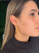 Brinco Tridente de Proteção Antialérgico (33mm) - Banhado a Ouro e Verniz Italiano