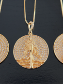Kit Pingente Mandala Média Iemanjá Banhada a Ouro 18k e Cravejada C/ Micro Zircônias Cristal+ Corrente Veneziana (1 mm) 45/50 cm