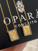 Escapulário Caixa Oxóssi C/ Microzircônias Azul Banhada a Ouro 18k + Corrente Cadeado (1 mm) 70cm