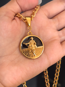 Kit Pingente Zé Pilintra 26mm Fundo Preto + Corrente Grumet (5mm) de 60 ou 70 CM - Banhada a Ouro e Verniz Italiano .