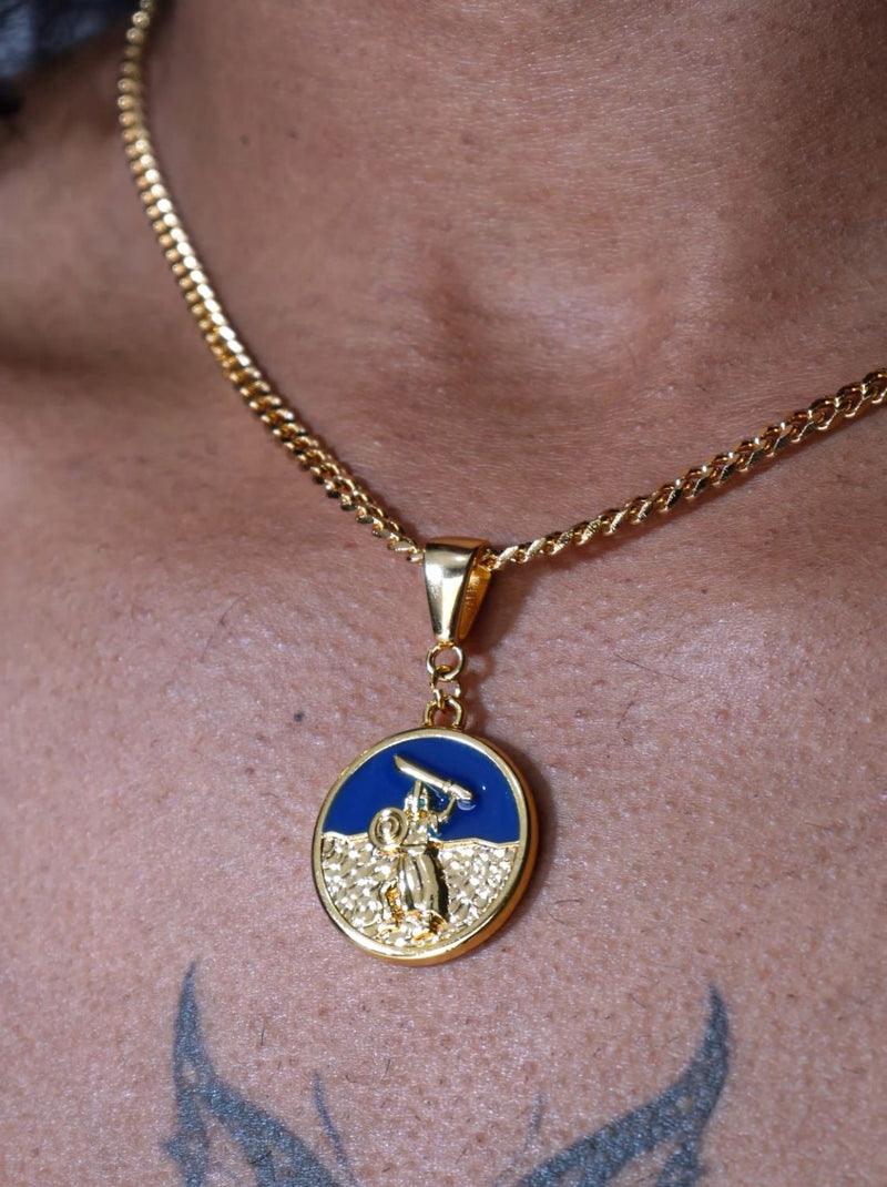Pingente Ogum 26mm - Banhado a Ouro e Verniz Italiano