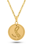 Kit Pingente Nanã (26mm) + Corrente Elo Português (1,5mm) de 50, 60 ou 70 cm Banhada a Ouro e Verniz Italiano.