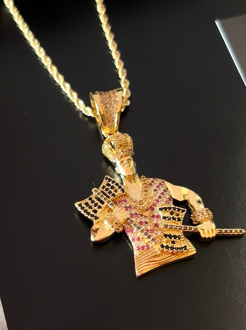 Kit Pingente Orixá Xangô Banhada a Ouro 18k e Cravejada C/ Micro Zircônias + Corrente Cordão Baiano (1 mm) 65cm