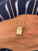 Escapulário Caixa Orixá Xangô C/ Microzircônias Marrom Banhada a Ouro 18k + Corrente Cadeado (1 mm) 70cm