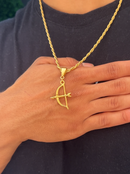 Kit Pingente Ofá de Oxóssi (34mm) + Corrente Cordão Baiano (2mm) de 50, 60 ou 70 cm - Banhada a Ouro e Verniz Italiano