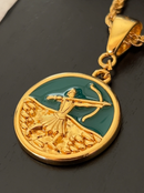 Pingente Oxóssi 26mm - Banhado a Ouro e Verniz Italiano