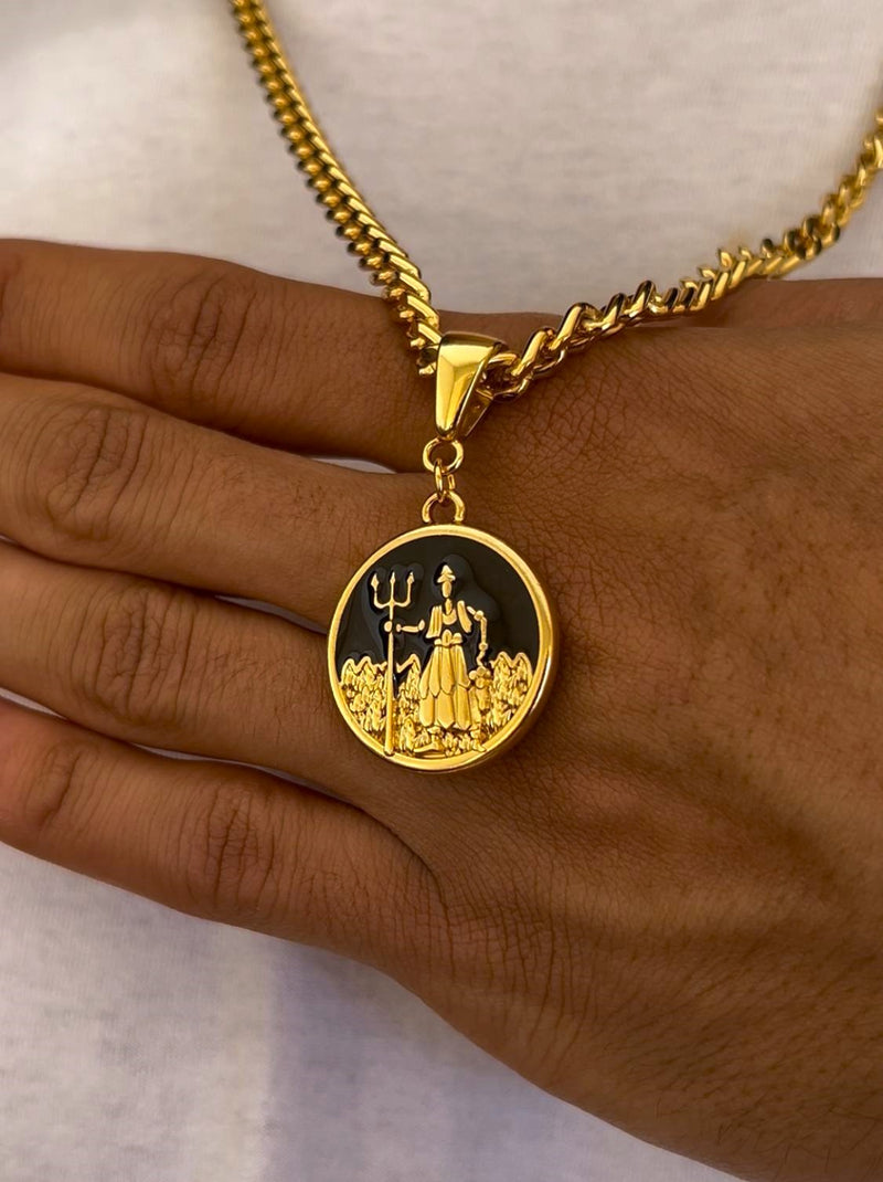 Kit Pingente Exú (26mm) + Corrente Grumet (5mm) de 60 ou 70 CM Banhada a Ouro e Verniz Italiano .