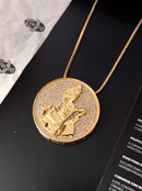 Kit Pingente Mandala Grande Nanã Banhada a Ouro 18K e Cravejada C/ Micro Zircônias Lilás + Corrente Veneziana 60cm