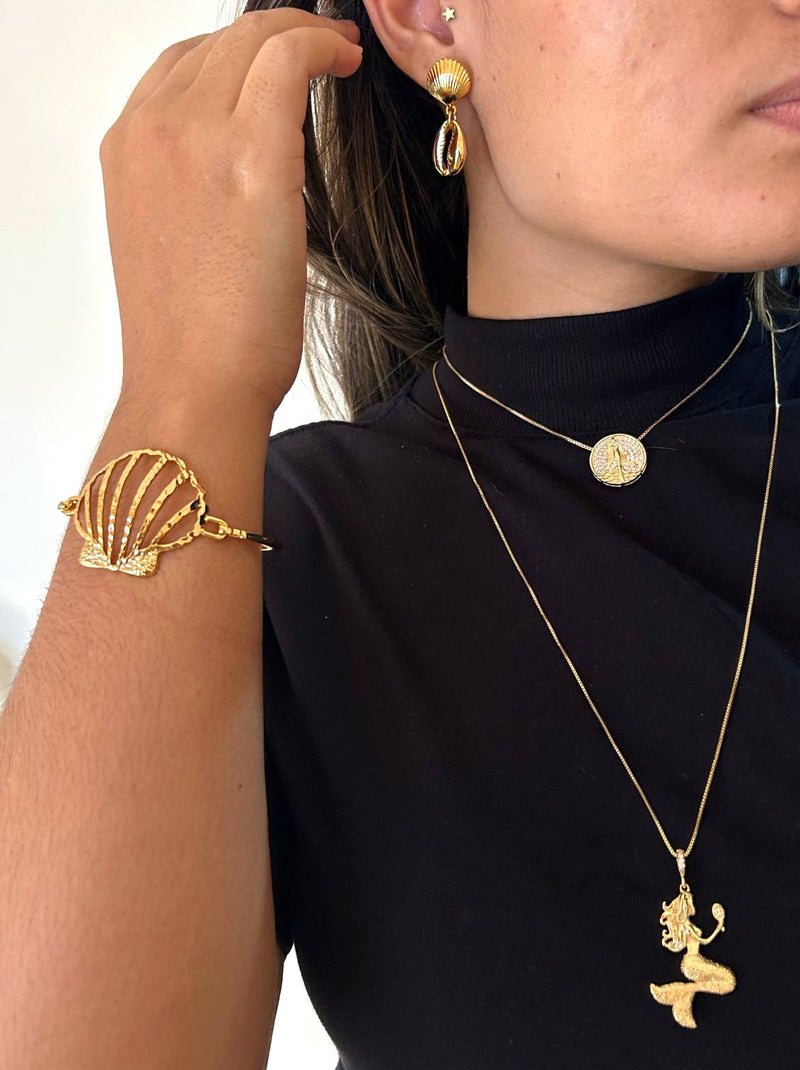 Kit Pingente Mini Mandala Iemanjá Banhada a Ouro 18k e Cravejada C/ Micro Zircônias + Corrente Veneziana (1 mm) 40cm