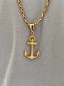 Kit Pingente Marinheiro (31mm) + Corrente Cartier Elo Chapado (3mm) de 60 ou 70 cm - Banhado a Ouro e Verniz Italiano