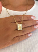 Escapulário Caixa Orixá Oxum C/ Microzircônias Cristal Banhada a Ouro 18k + Corrente Cadeado (1 mm) 70cm