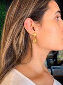 Brinco Concha com Búzio Antialérgico (19mm) - Banhado a Ouro e Verniz Italiano