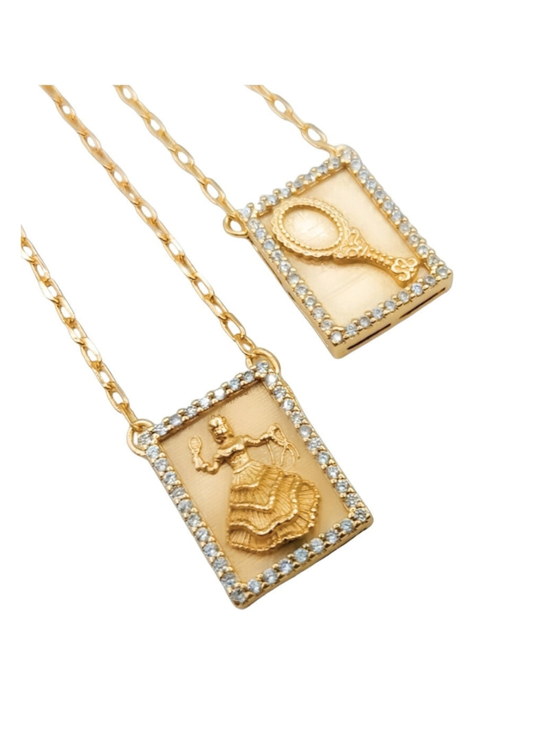 Escapulário Caixa Orixá Oxum C/ Microzircônias Cristal Banhada a Ouro 18k + Corrente Cadeado (1 mm) 70cm