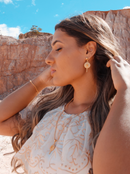 Brinco Abebé de Oxum Antialérgico (34mm) - Banhado a Ouro e Verniz Italiano