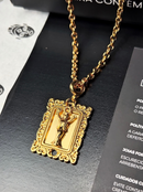 Kit Pingente Rainha do Mar (29mm) + Corrente Elo Português (1,5mm) 50, 60 ou 70 cm - Banhada a Ouro e Verniz Italiano