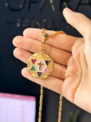 Kit Pingente Sete Linhas (34mm) + Corrente Cordão Baiano (2mm) de 60 ou 70 cm Banhada a Ouro e Verniz Italiano