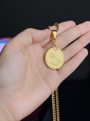 Kit Pingente Omolu (26mm) + Corrente Grumet (3mm) de 60 ou 70 cm Banhada a Ouro e Verniz Italiano.